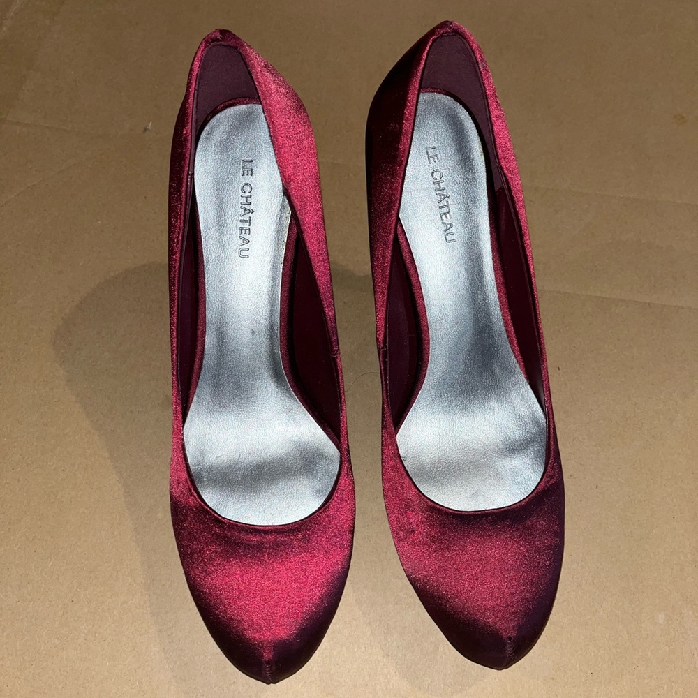 Dark red satin platform pumps